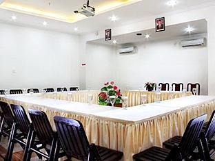 Hotel Mervit Padang (Sumatra)